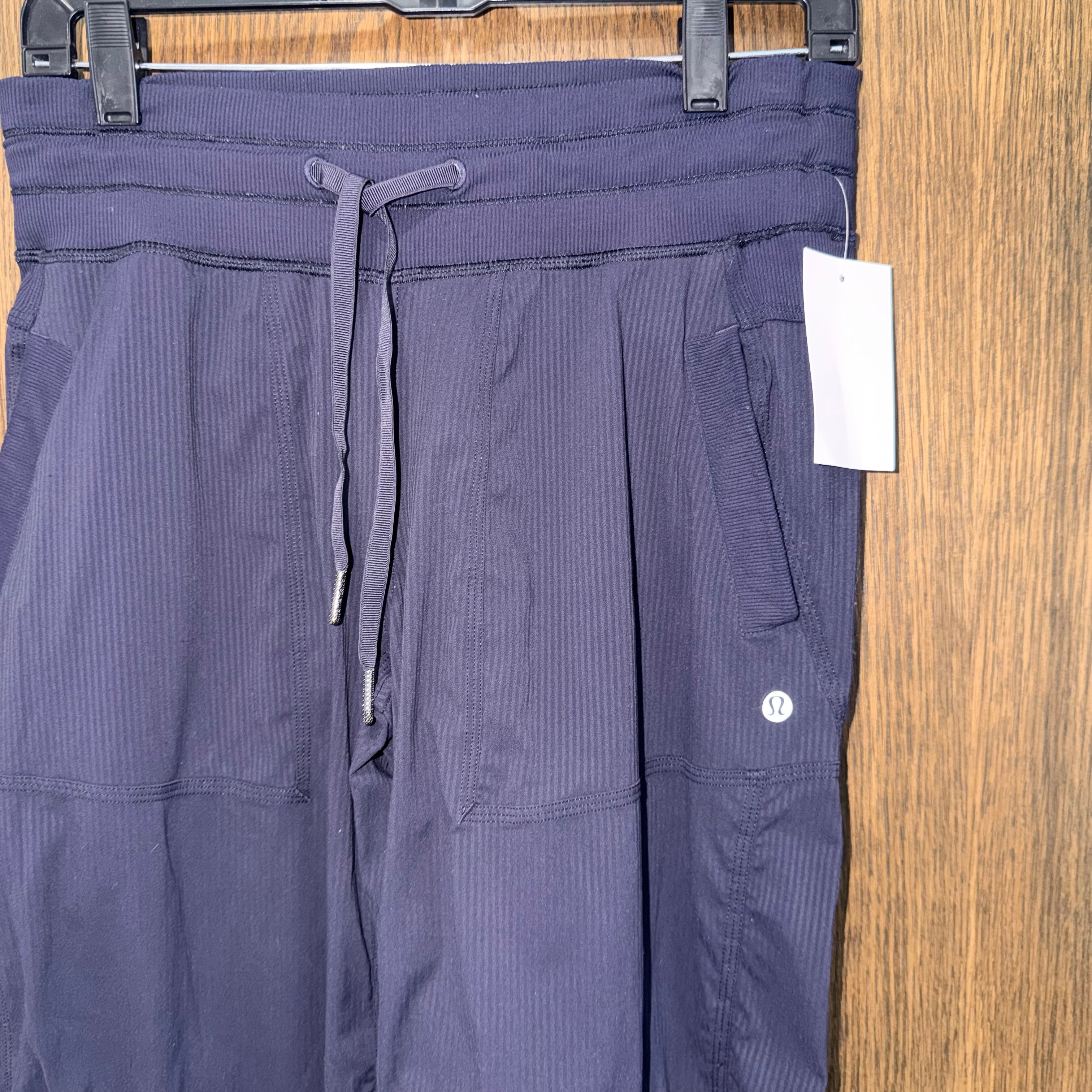 Lululemon Women's Dance Studio III Unlined Pants Size 6 Navy