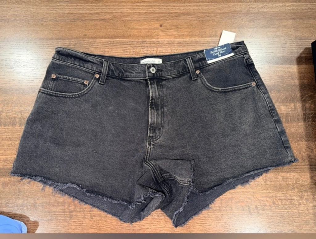 Abercrombie & Fitch 90’s Relaxed Cutoff Women’s Shorts Size 34 Curve Love