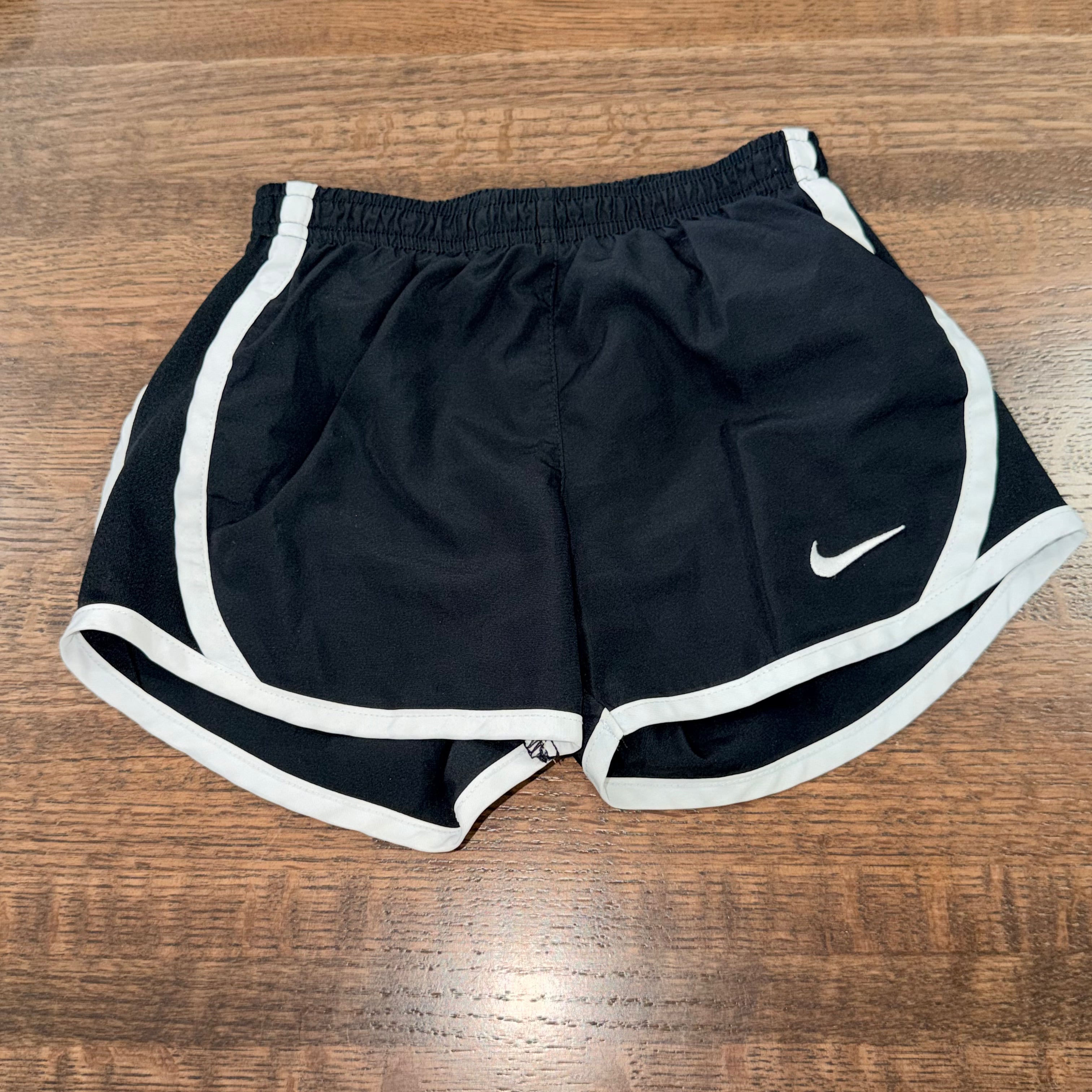 Nike Girls Shorts Lined 4T
