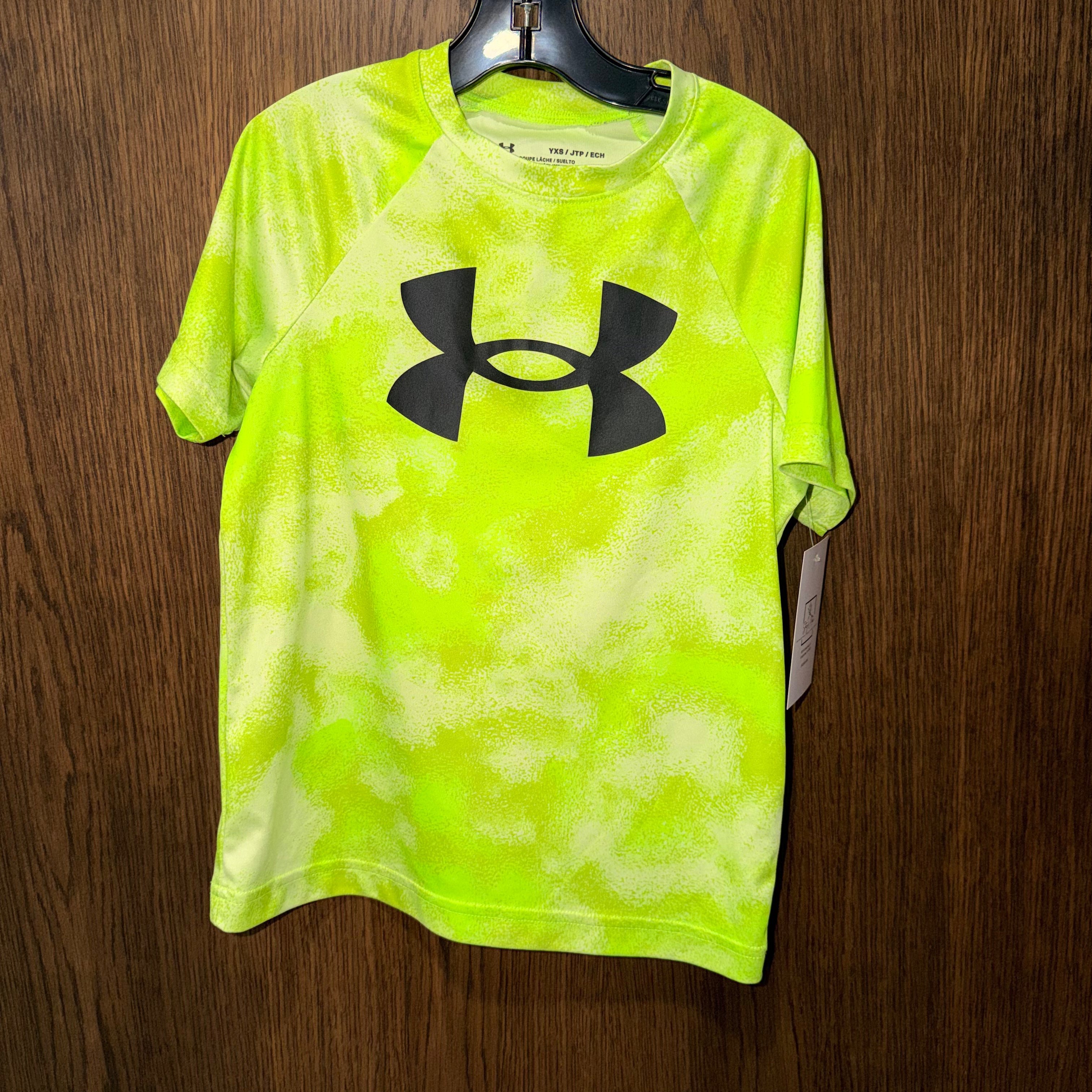 Boy’s Under Armour T-shirt Size Youth XS 5/6