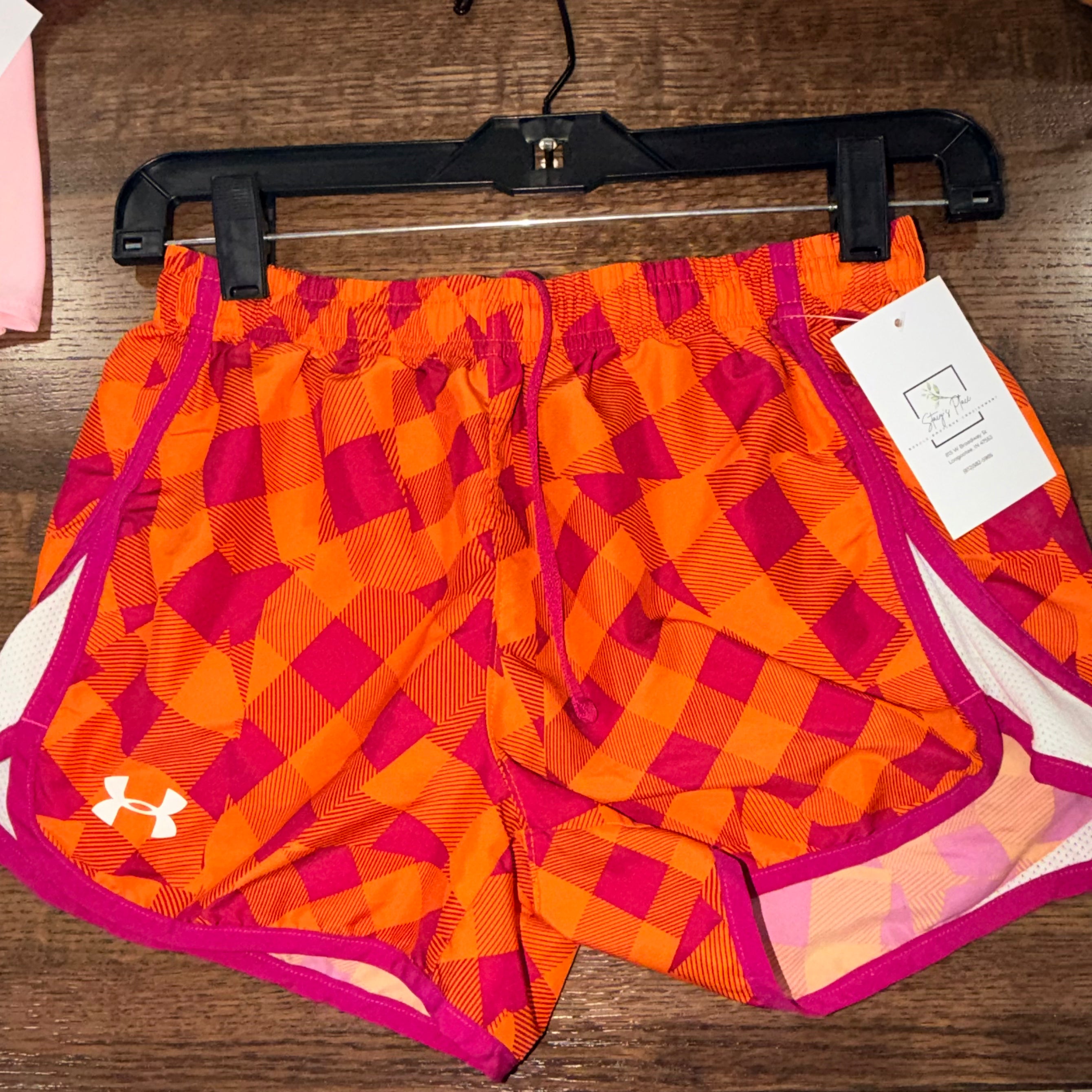 Under Armour Girls Shorts Youth Large 12/14 YL