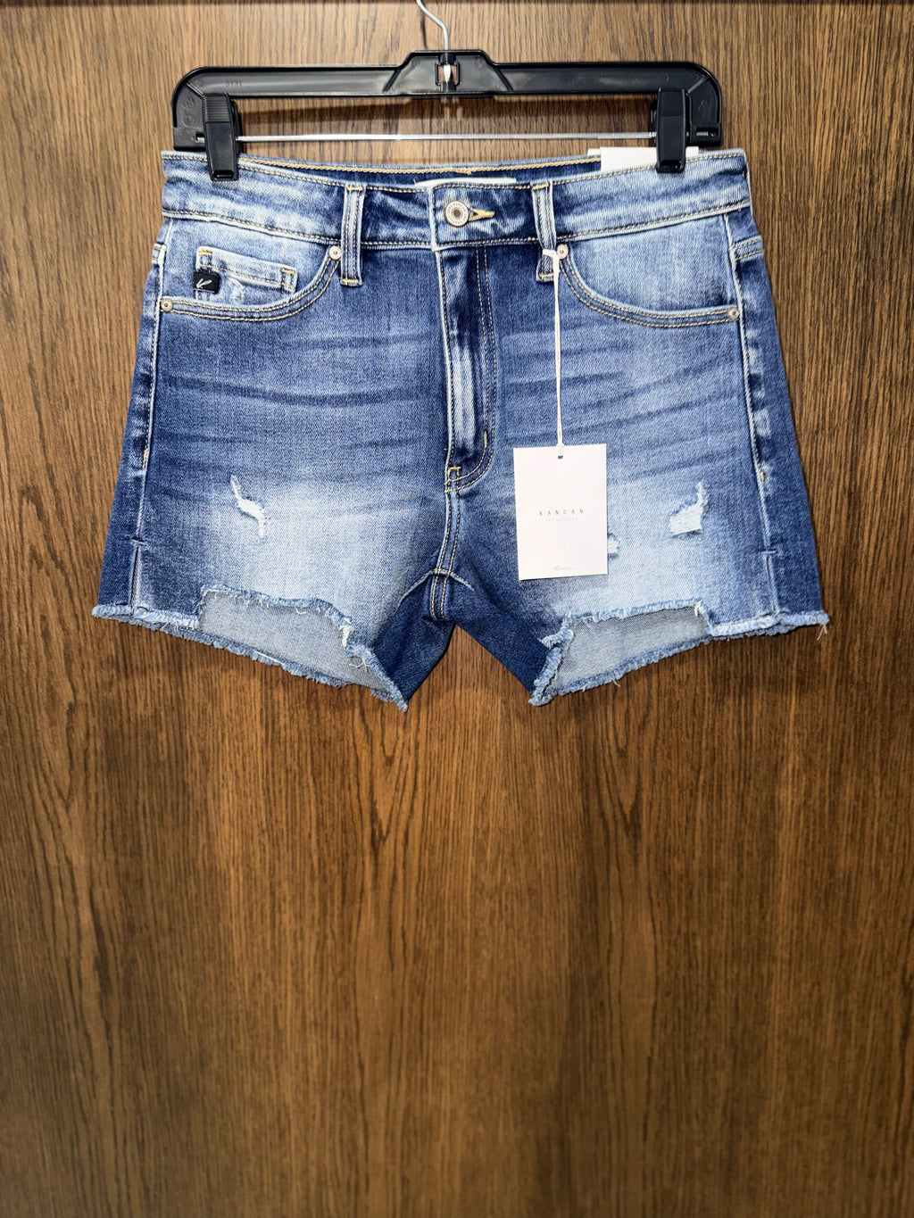 KanCan Women’s  NWT High Rise Denim Shorts Size Large L