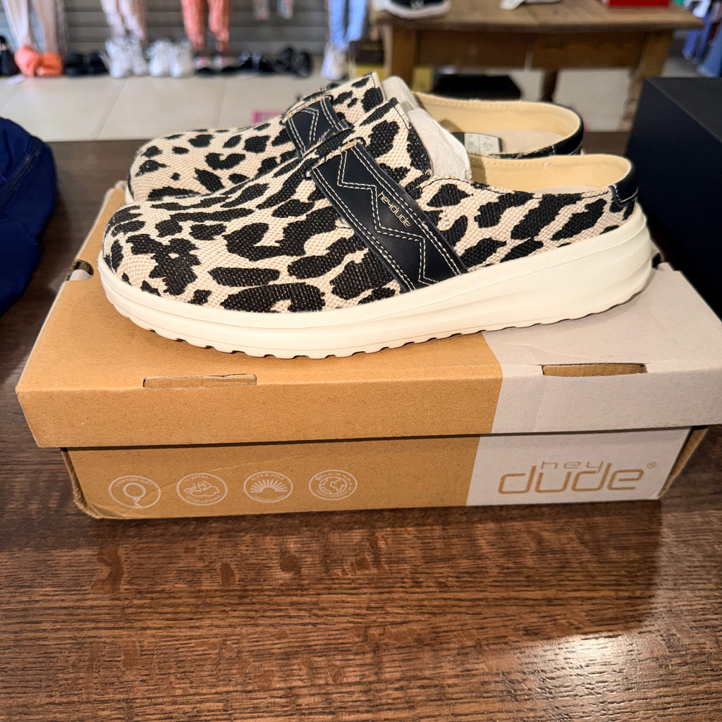 Hey Dude Women’s Nora Cheetah Black Mule Slip on Shoes Size 7 NIB