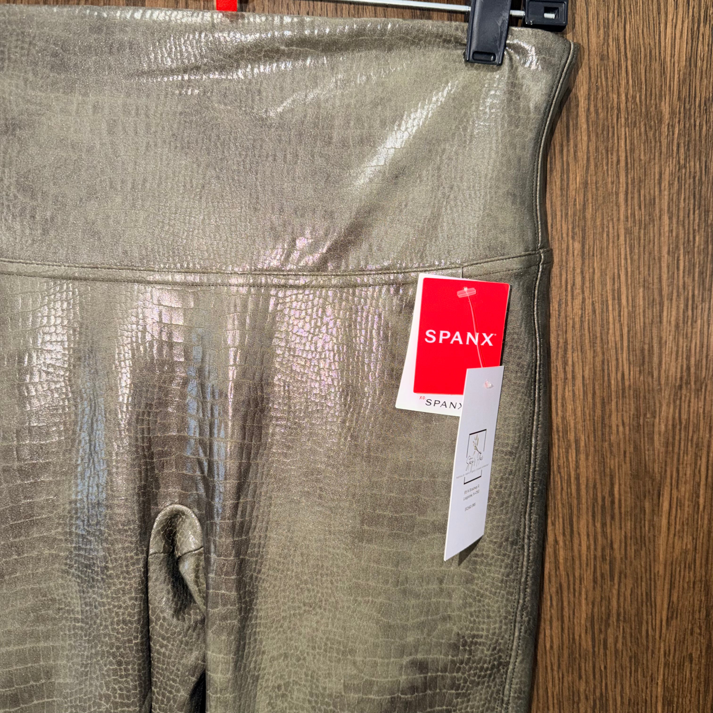 Spanx Faux  Snakeskin Shine Leggings Contoured Waistband Size Large NWT