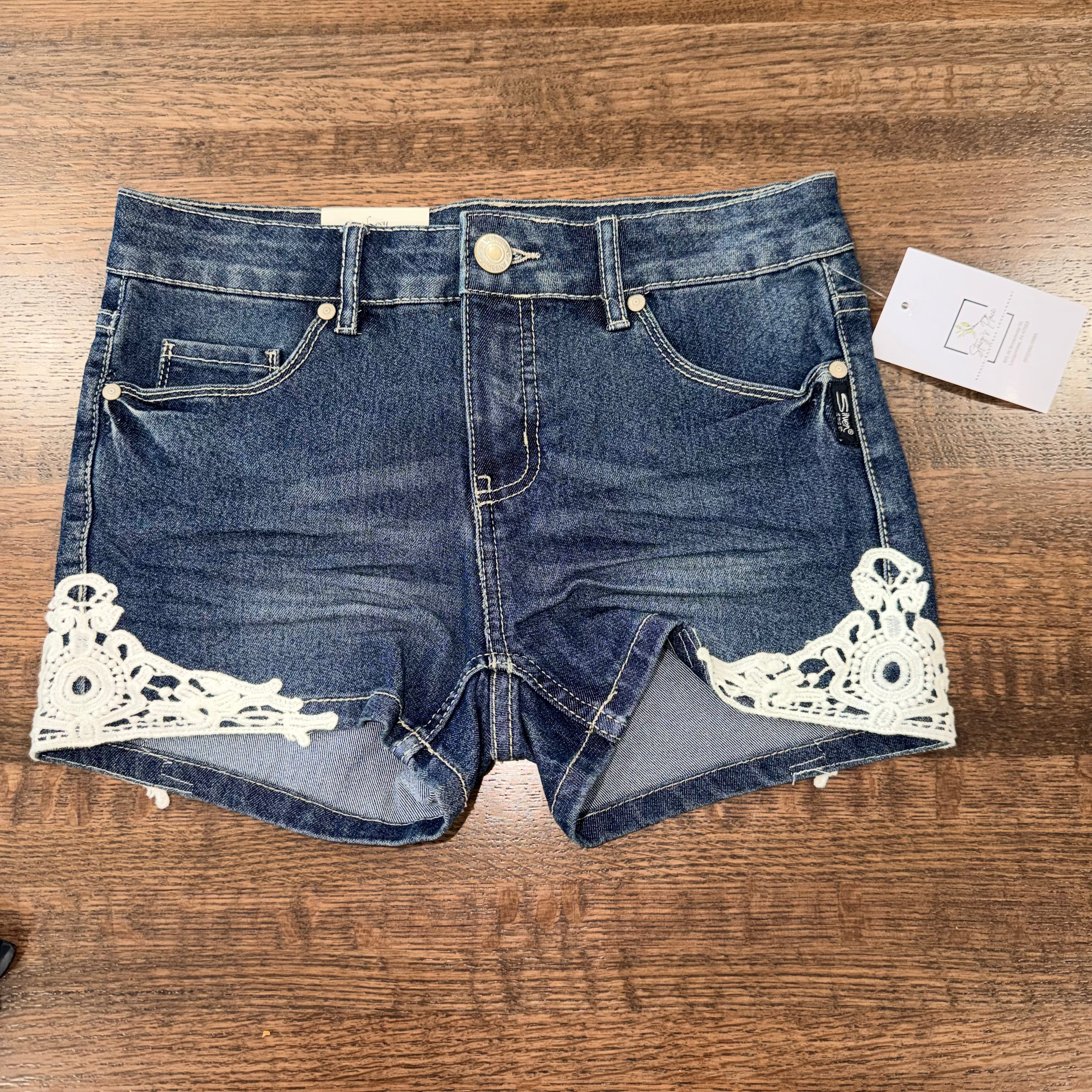 Silver Jeans Girls Lacy Denim Shorts Size 10 NWT