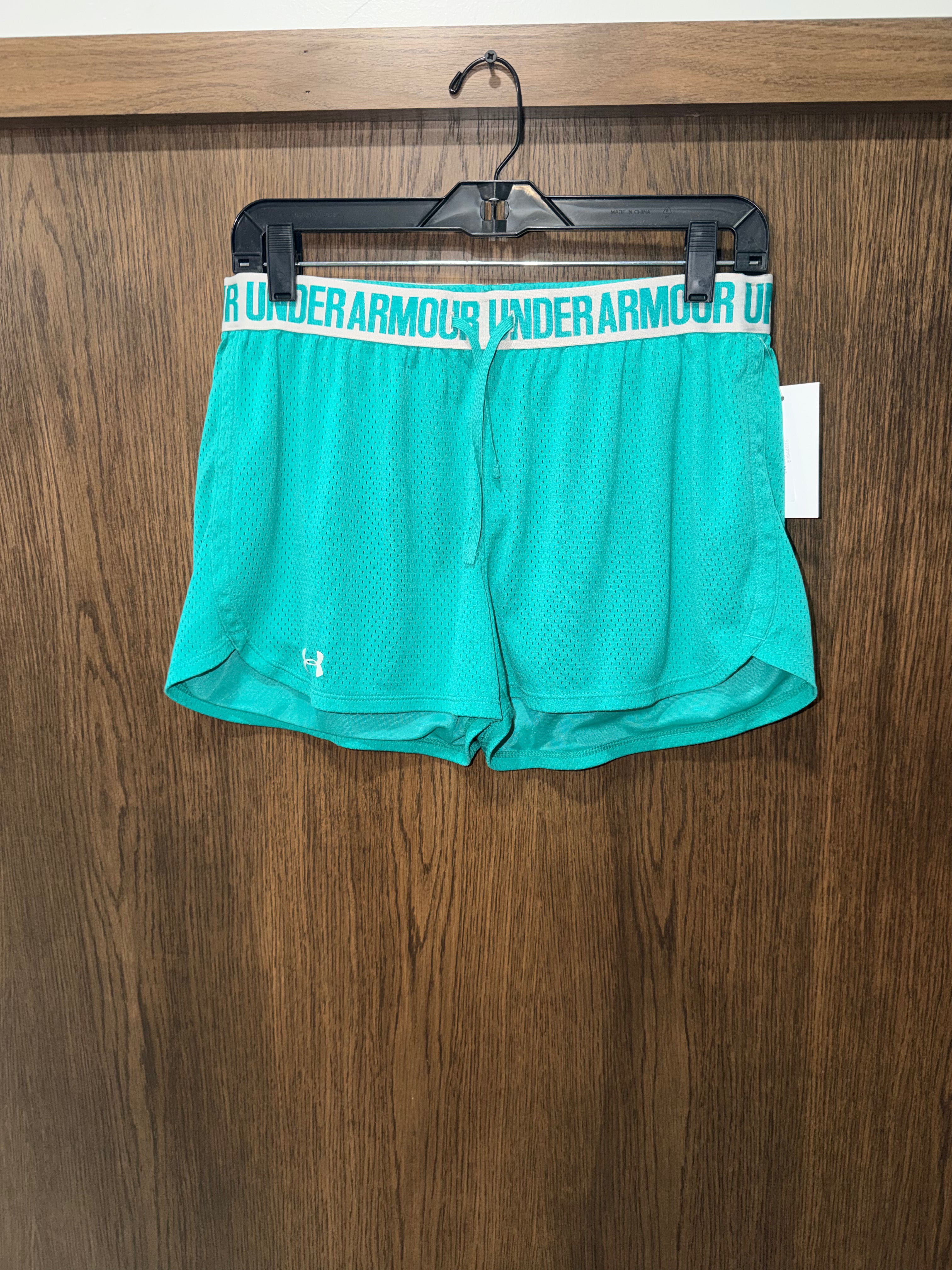 Women’s Under Armour Play Up Shorts Size Small