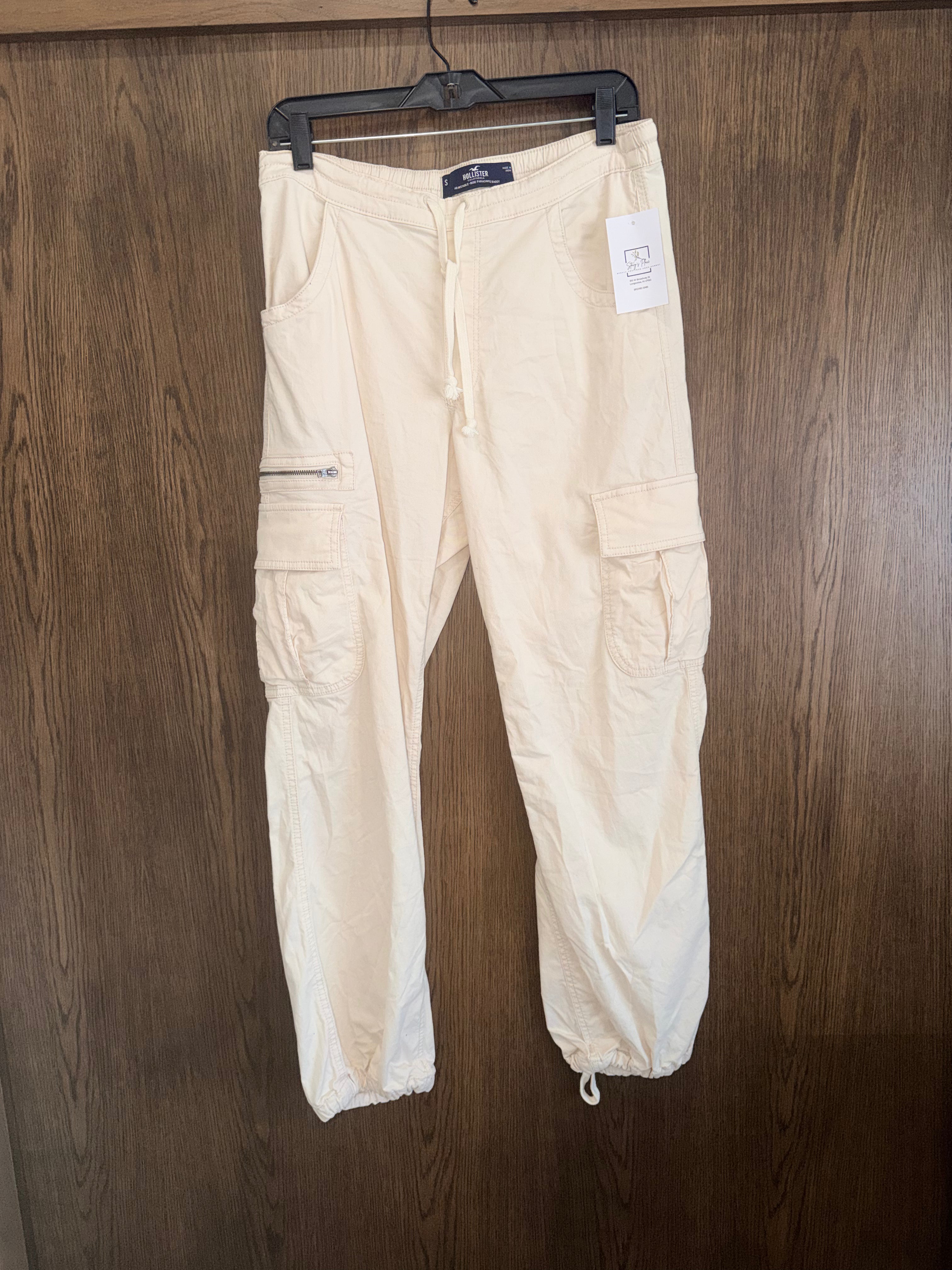 Women’s Hollister Adjustable Rise Parachute Baggy Pants Small