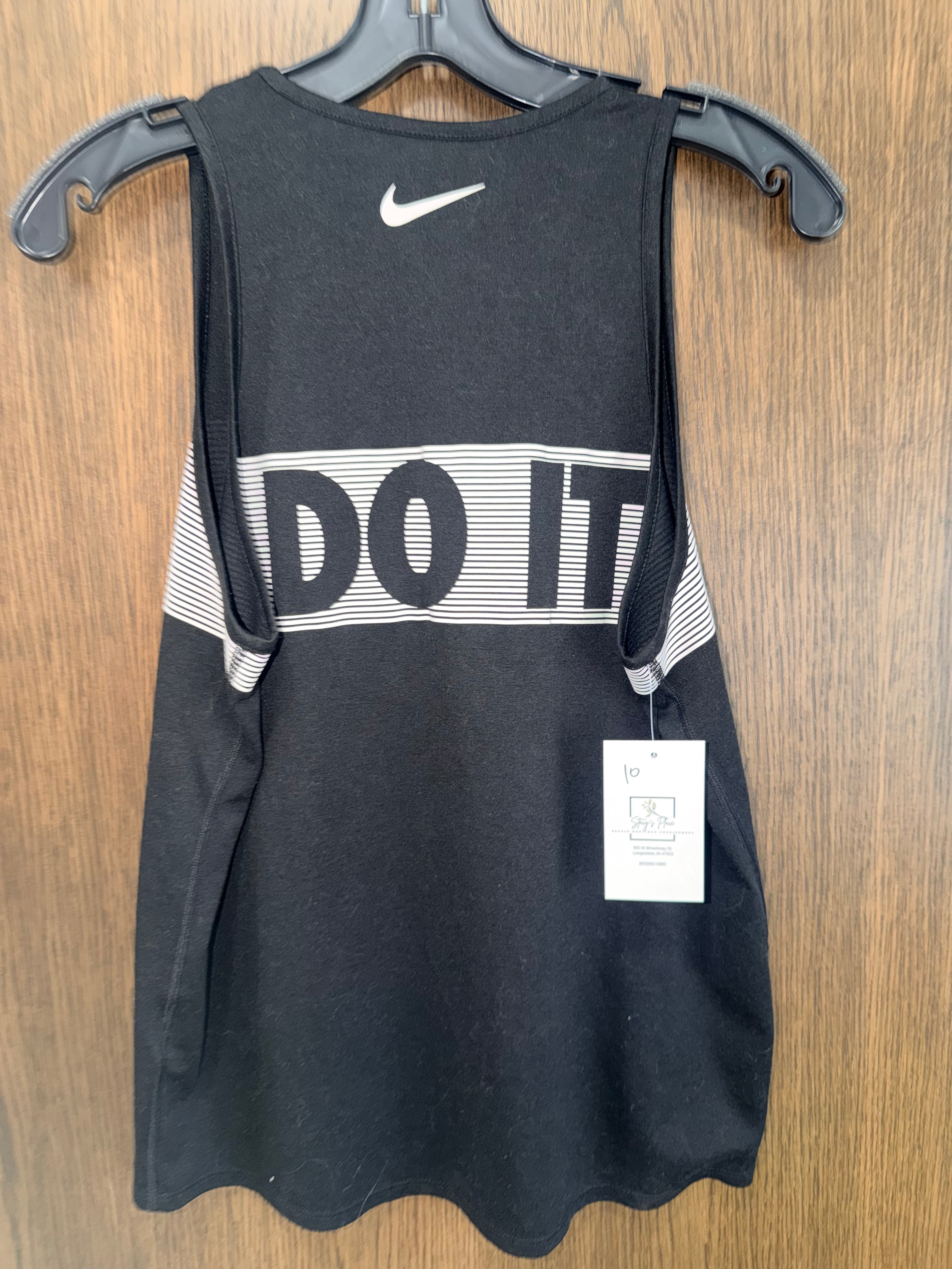Women’s Nike Tank Top Size Small