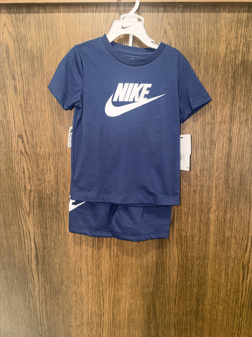 NWT Boys Nike Tee & Shorts Set 4T