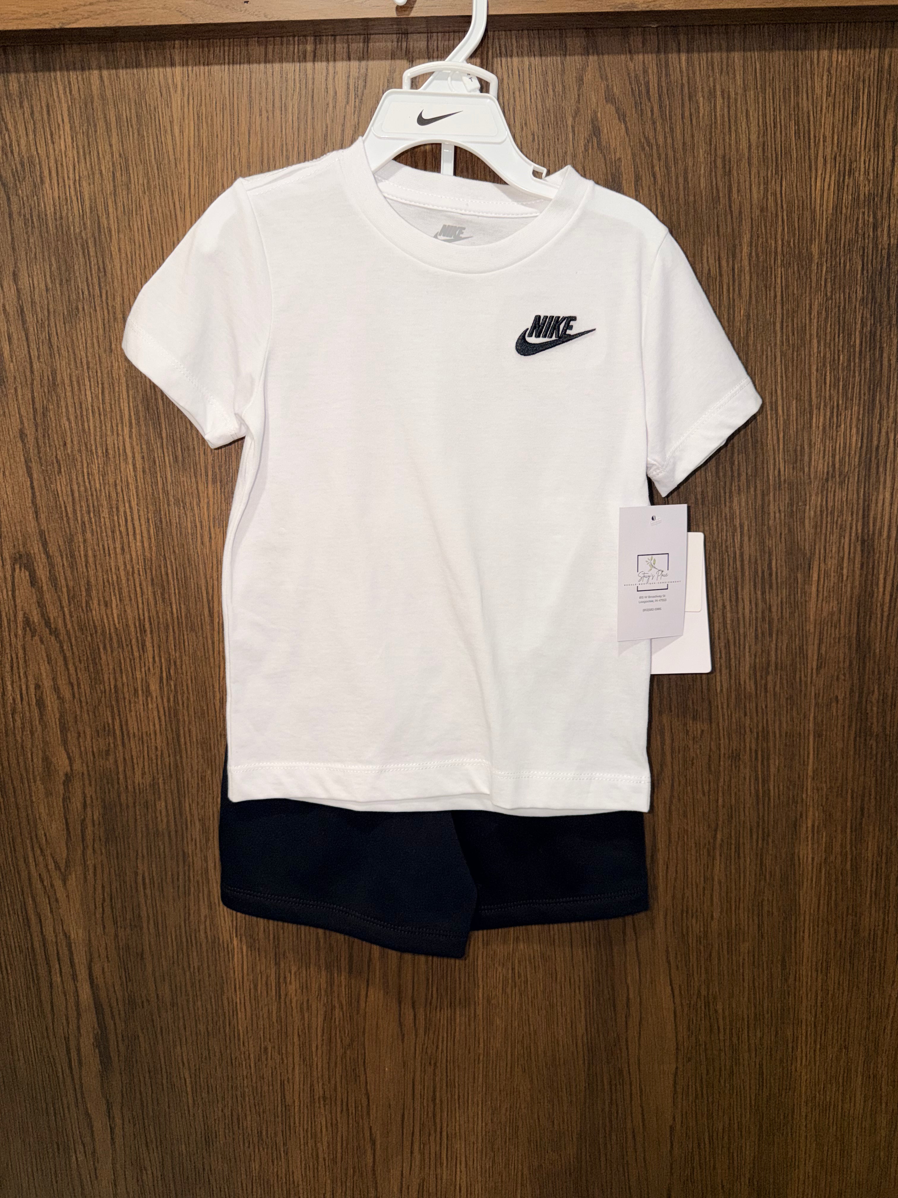 NWT Boys Nike Tee & Shorts Set 4T