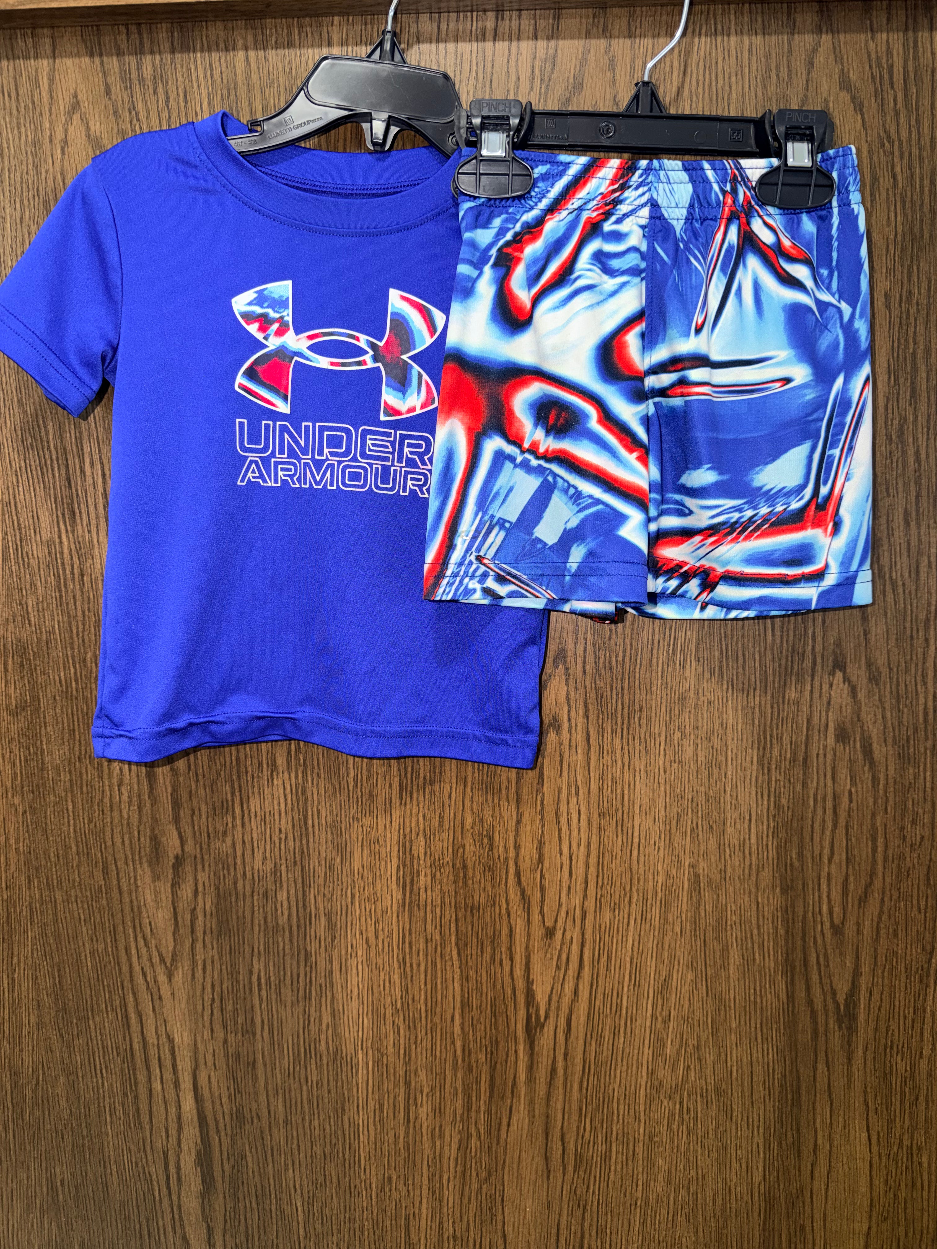 Boys Under Armour Tee & Shorts Set Size 18 months