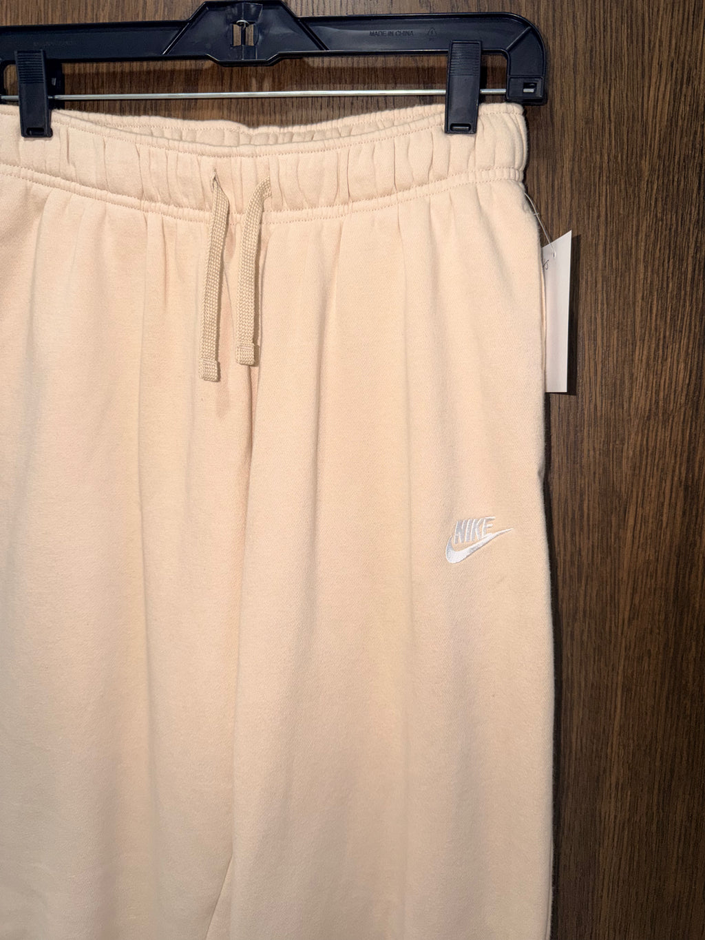 Nike Women's Tan/Cream Joggers XS Oversized Fit