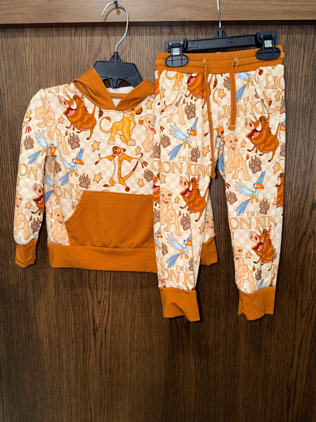 Snug Bugs Co Lion King Bamboo Hoodie Jogger Set 2T EUC