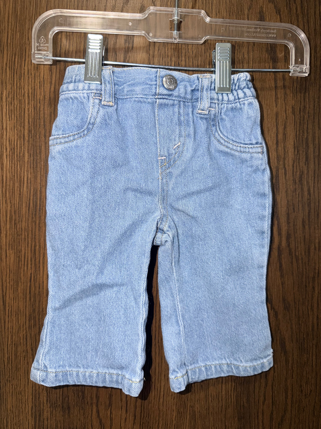 Levi’s 90’s Vintage Light Wash Red Tab Baby Girls Jeans 0-6mos