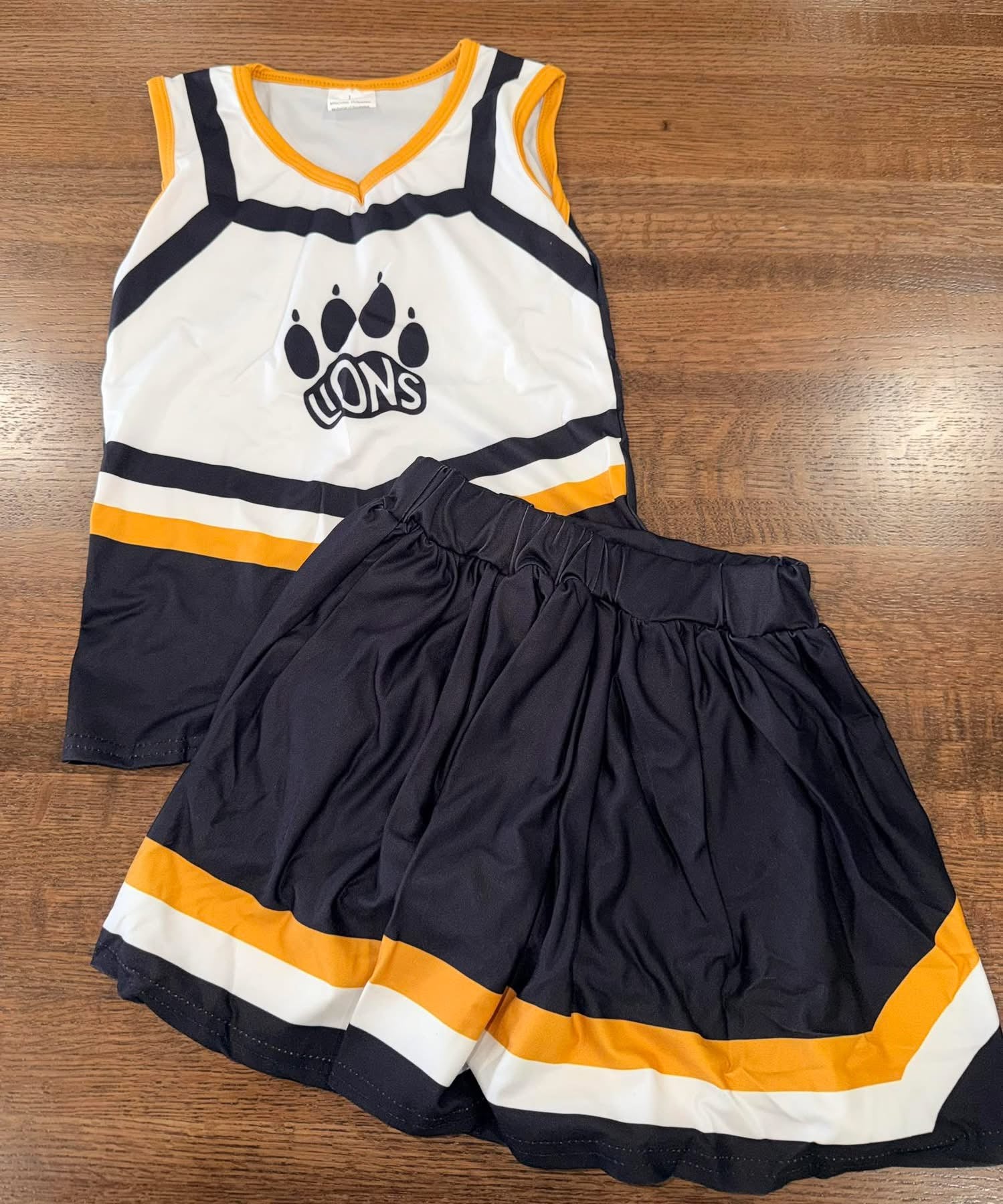 New Loogootee Lions Cheer Set 4T