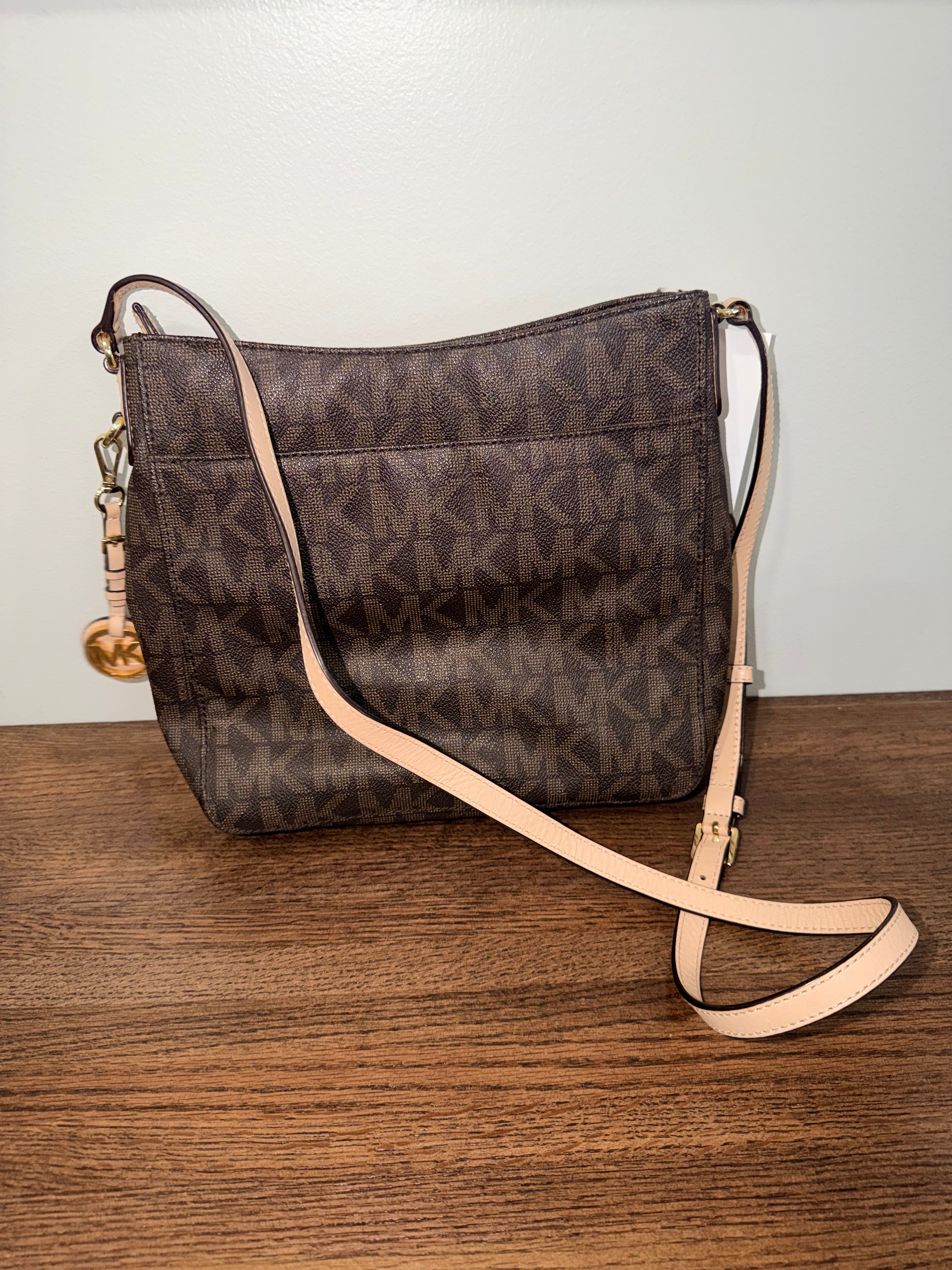 Authentic Michael Kors Jet Set Travel Large Messenger Bag Crossbody