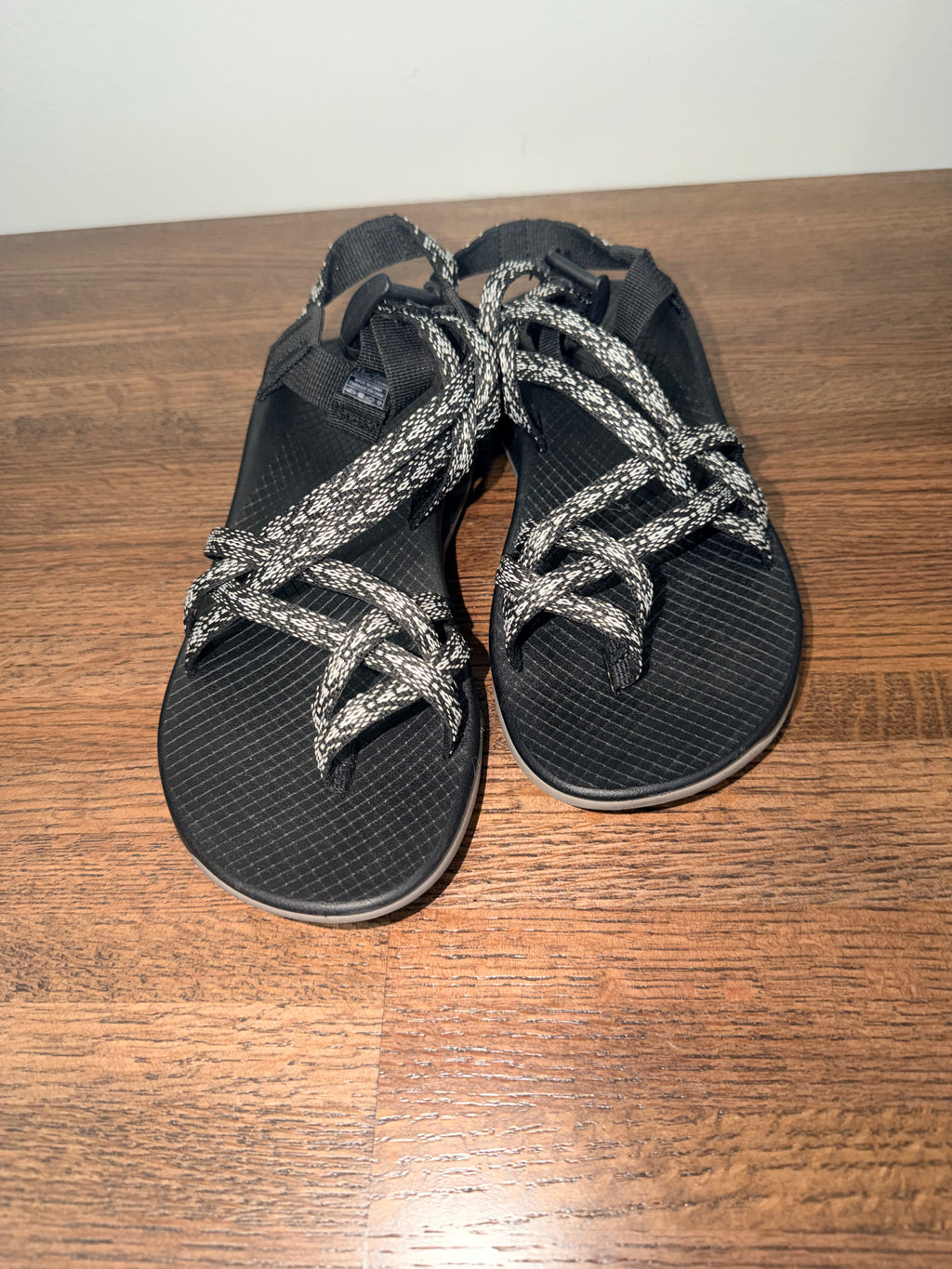 Chaco’s Women's ZX/2 Dual Adjustable Straps Classic Sandals Like New