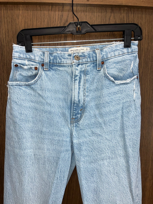 Abercrombie & Fitch Women’s The 90's Straight Jeans Size 27 4 Long Ultra High Rise New Condition