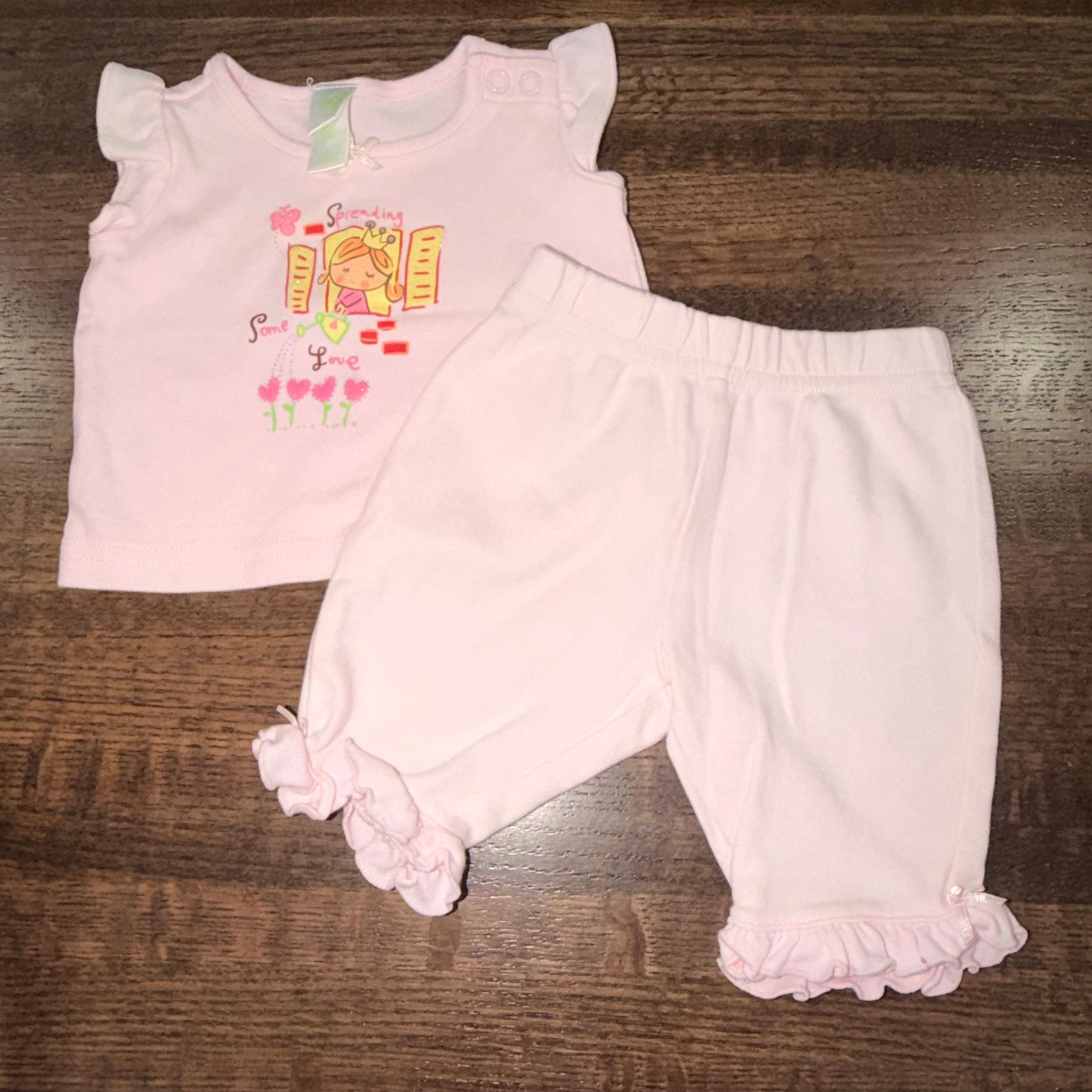 Circo Baby Vintage Girls Spreading Some Love Set Newborn
