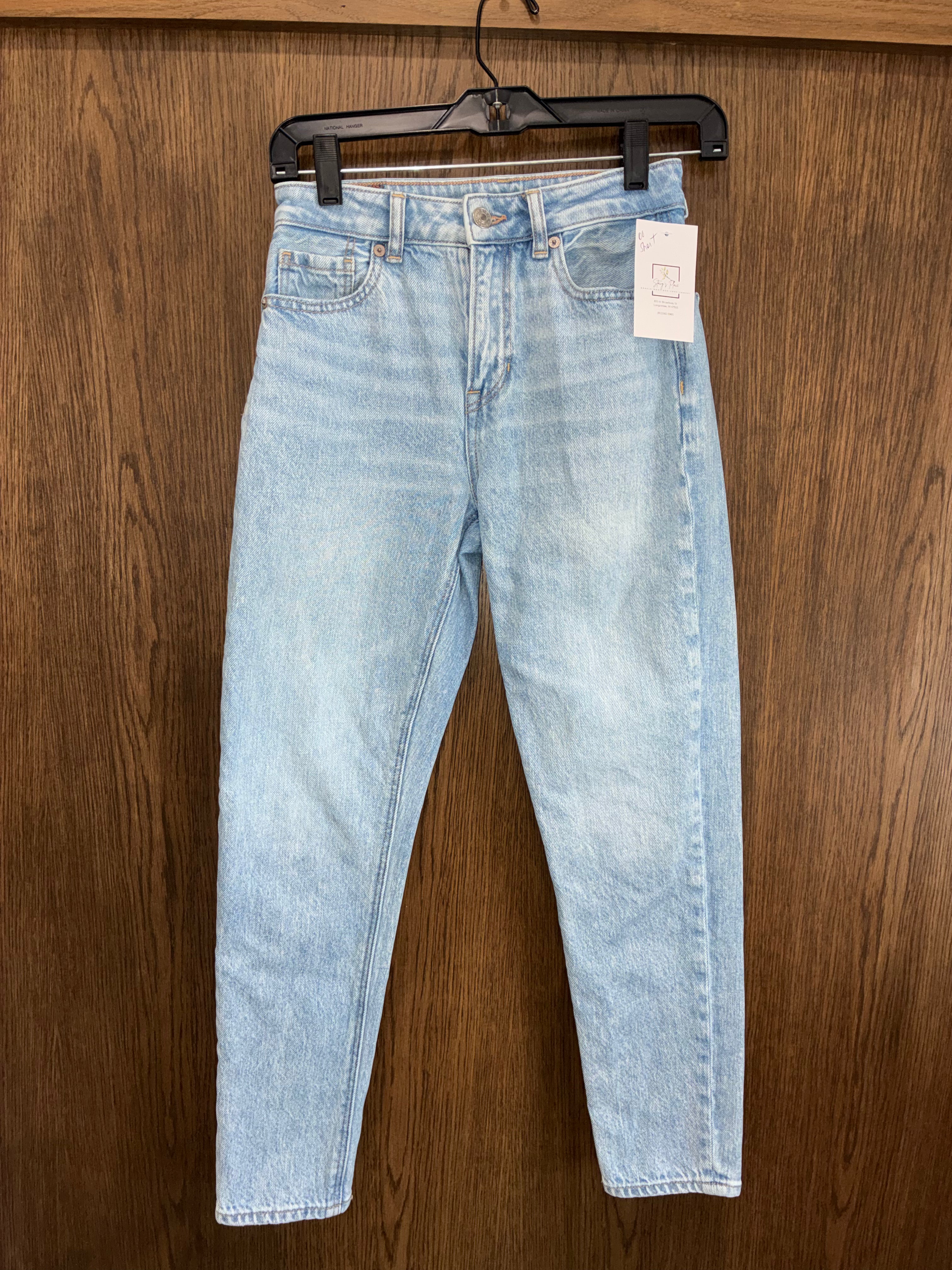 American Eagle Women’s Mom Jeans Size 00 Short Strigid