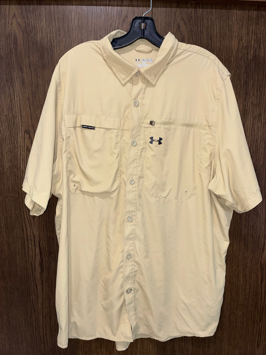Under Armour Flats Men’s Guide Vented Shirt XXL 2X Short Sleeve Fishing Button Down Khaki