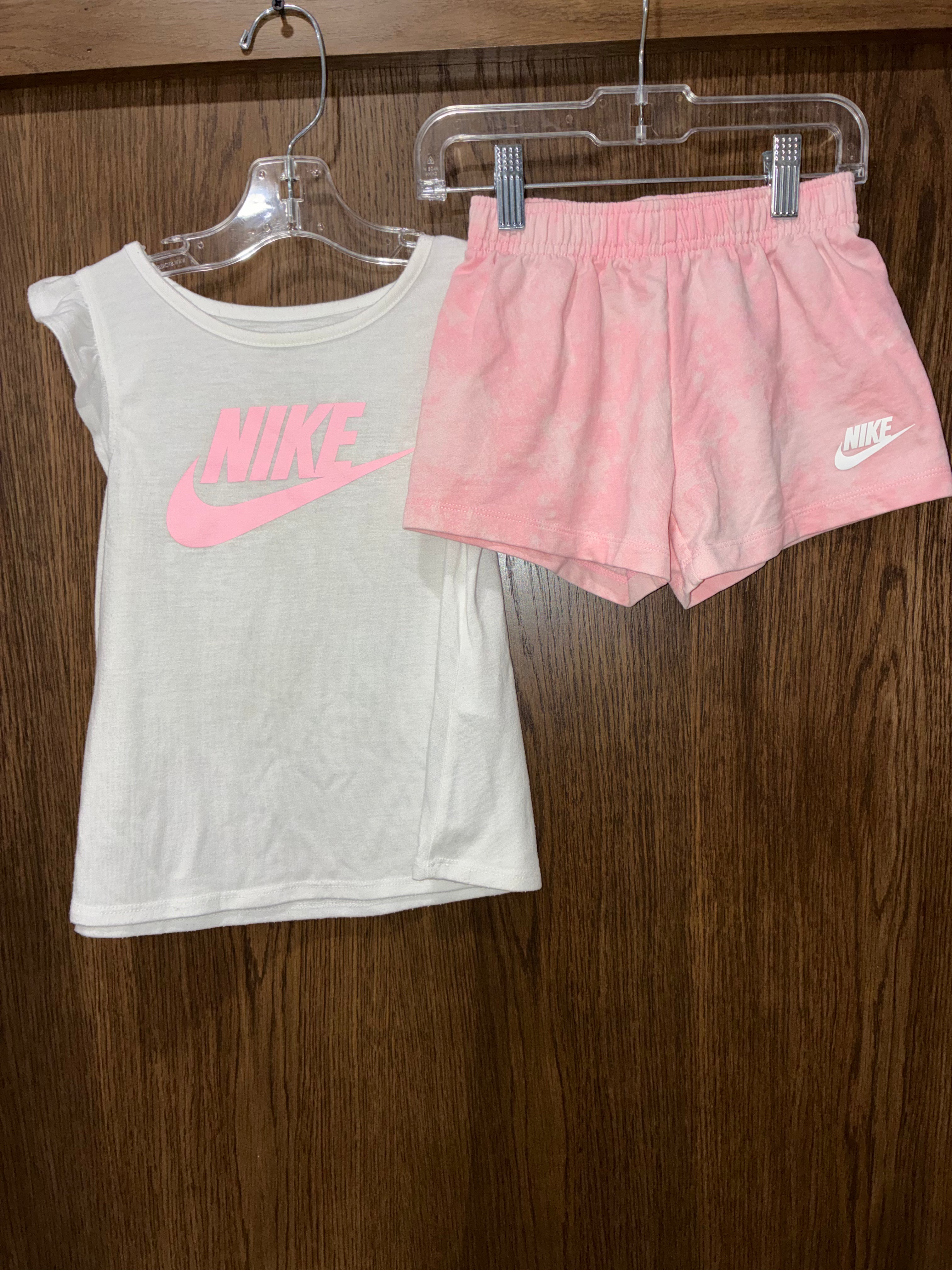 Nike Girls Flutter Top & Shorts Set Size 6