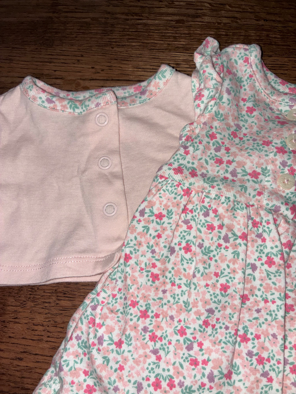 Carter’s Girls Bubble Romper & Cardigan Newborn New Condition