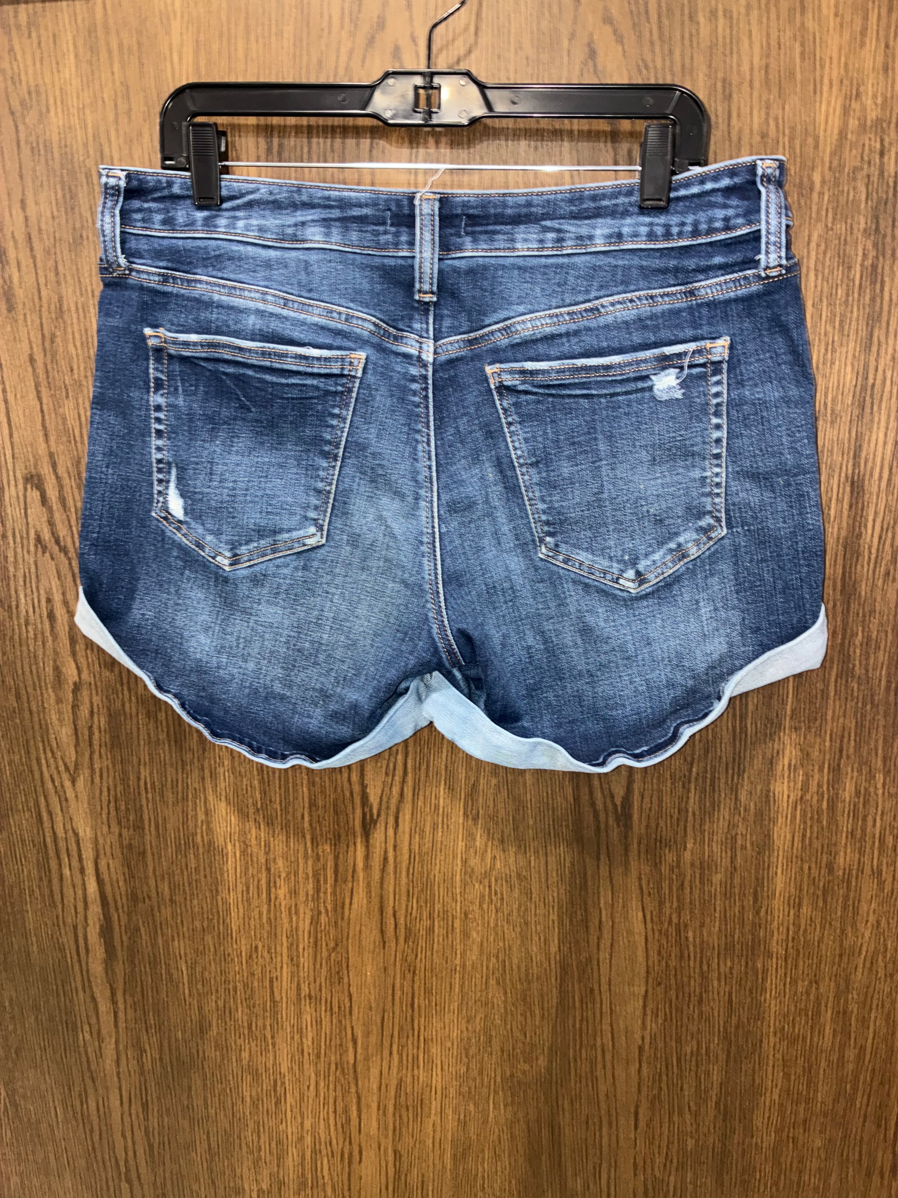 Silver Jeans Women’s Boyfriend Shorts Size 32
