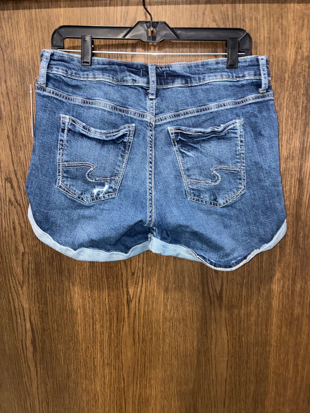Silver Jeans Women’s Boyfriend Shorts Size 31
