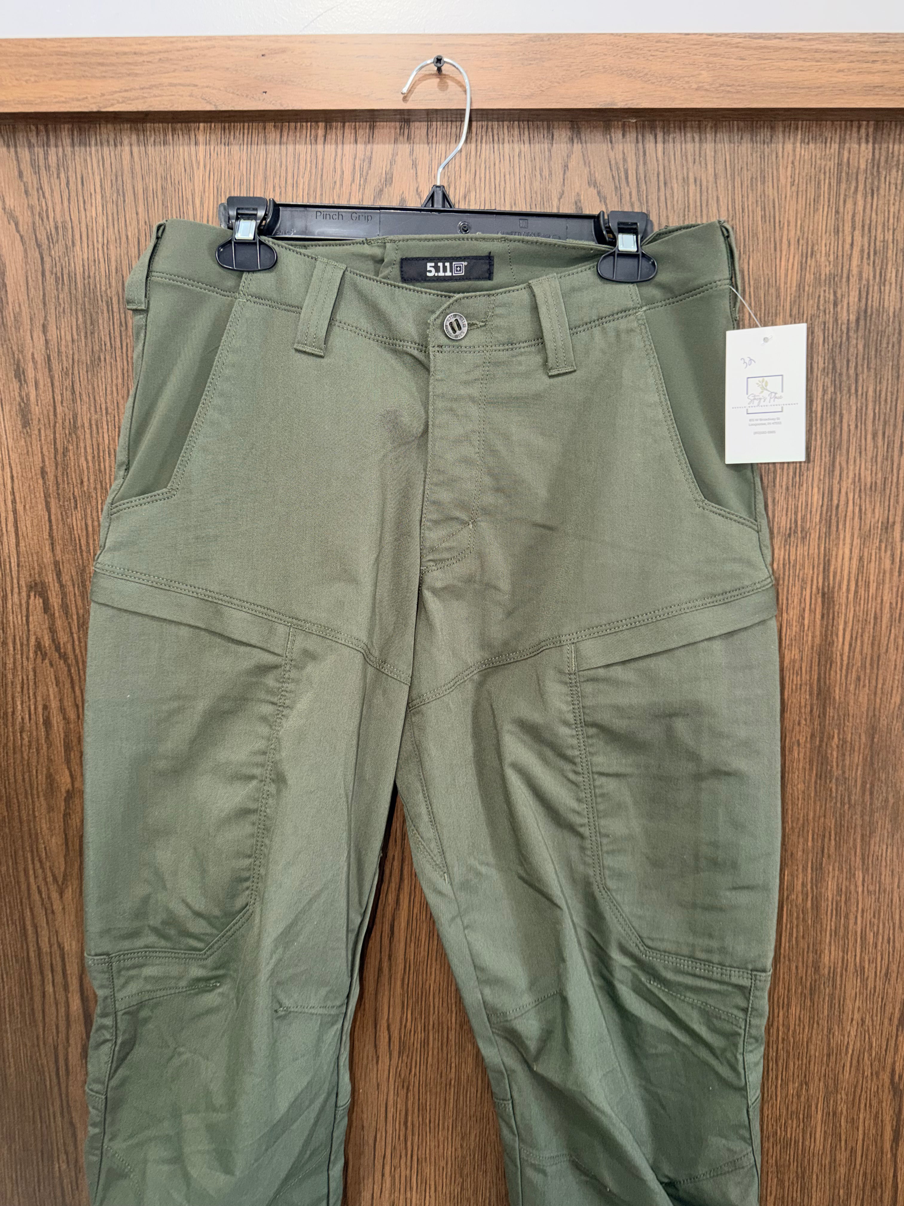 5.11 Men’s Regular Fit Stretch APEX Cargo Pant 32x34