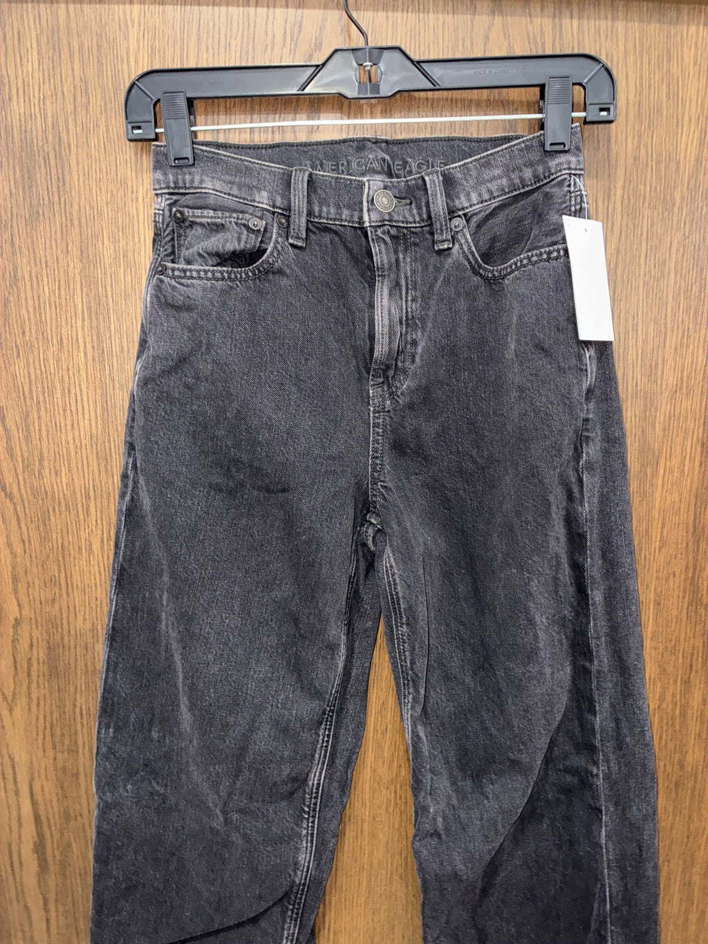American Eagle Women’s High Rise Baggy Straight Jeans  000 23W