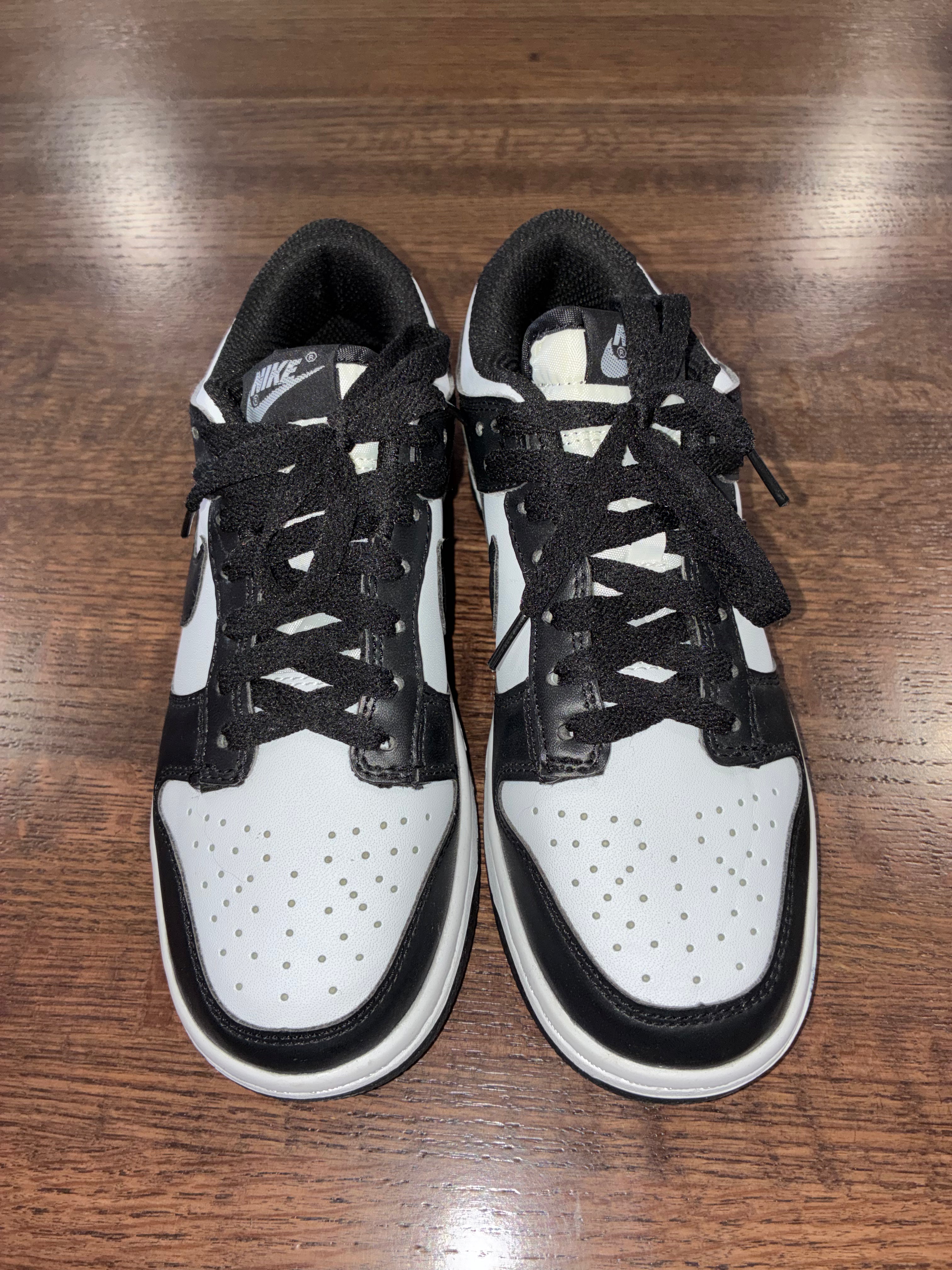 Nike Women’s Panda Dunks Low Size 6.5