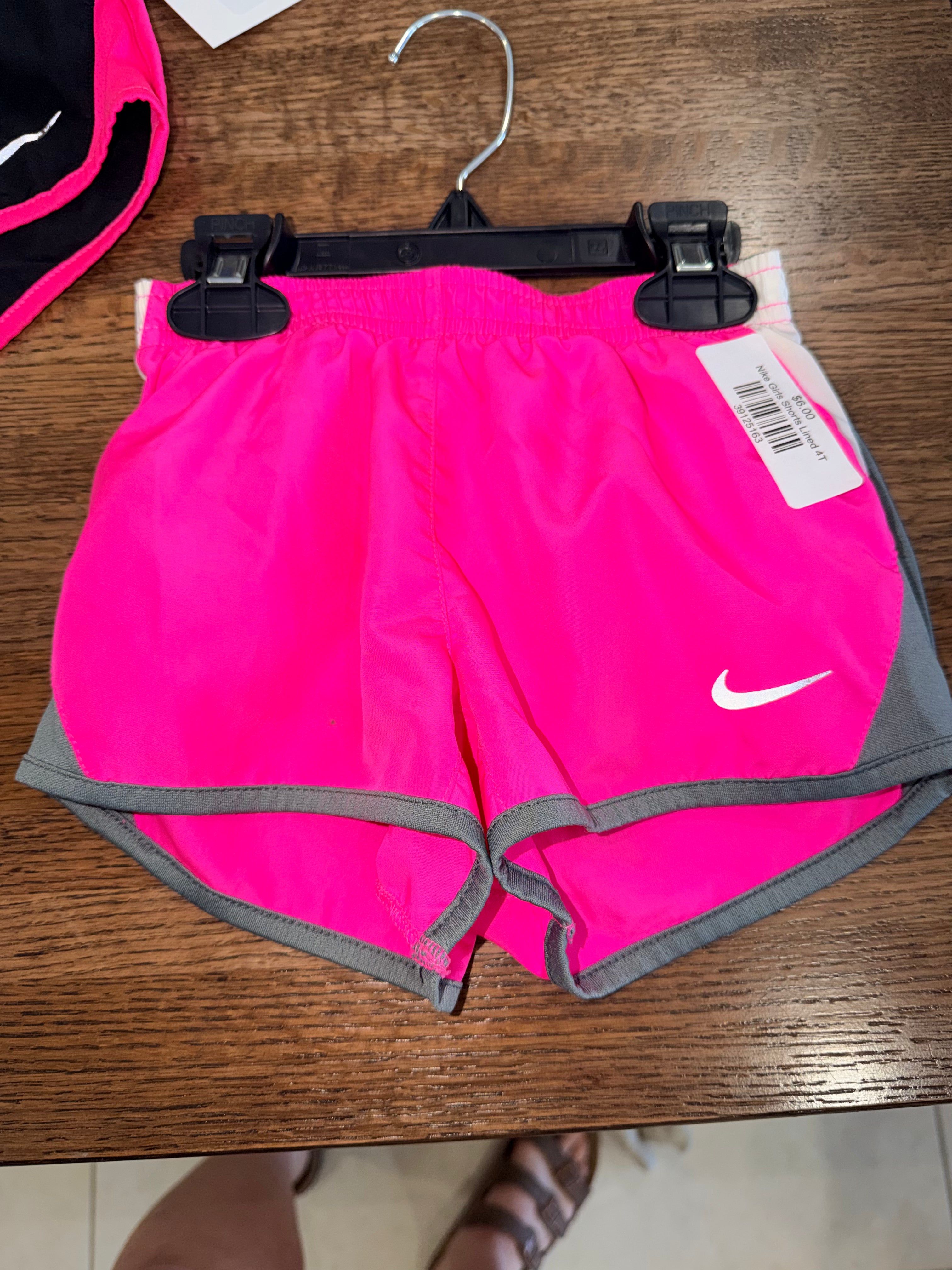 Nike Girls Shorts Lined 4T