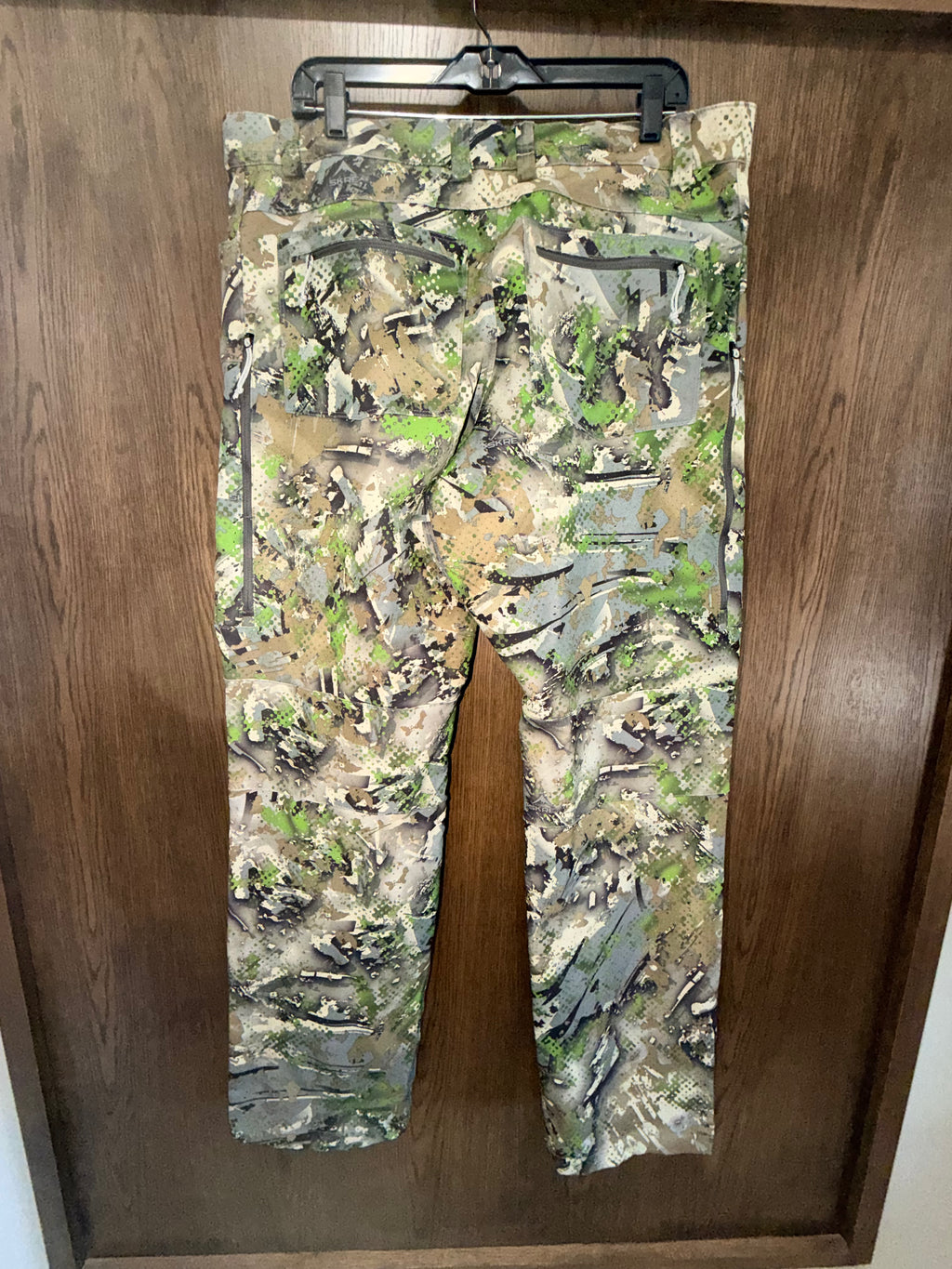 SKRE Men’s HARDSCRABBLE All Purpouse Camo Pants Size 38 Tall