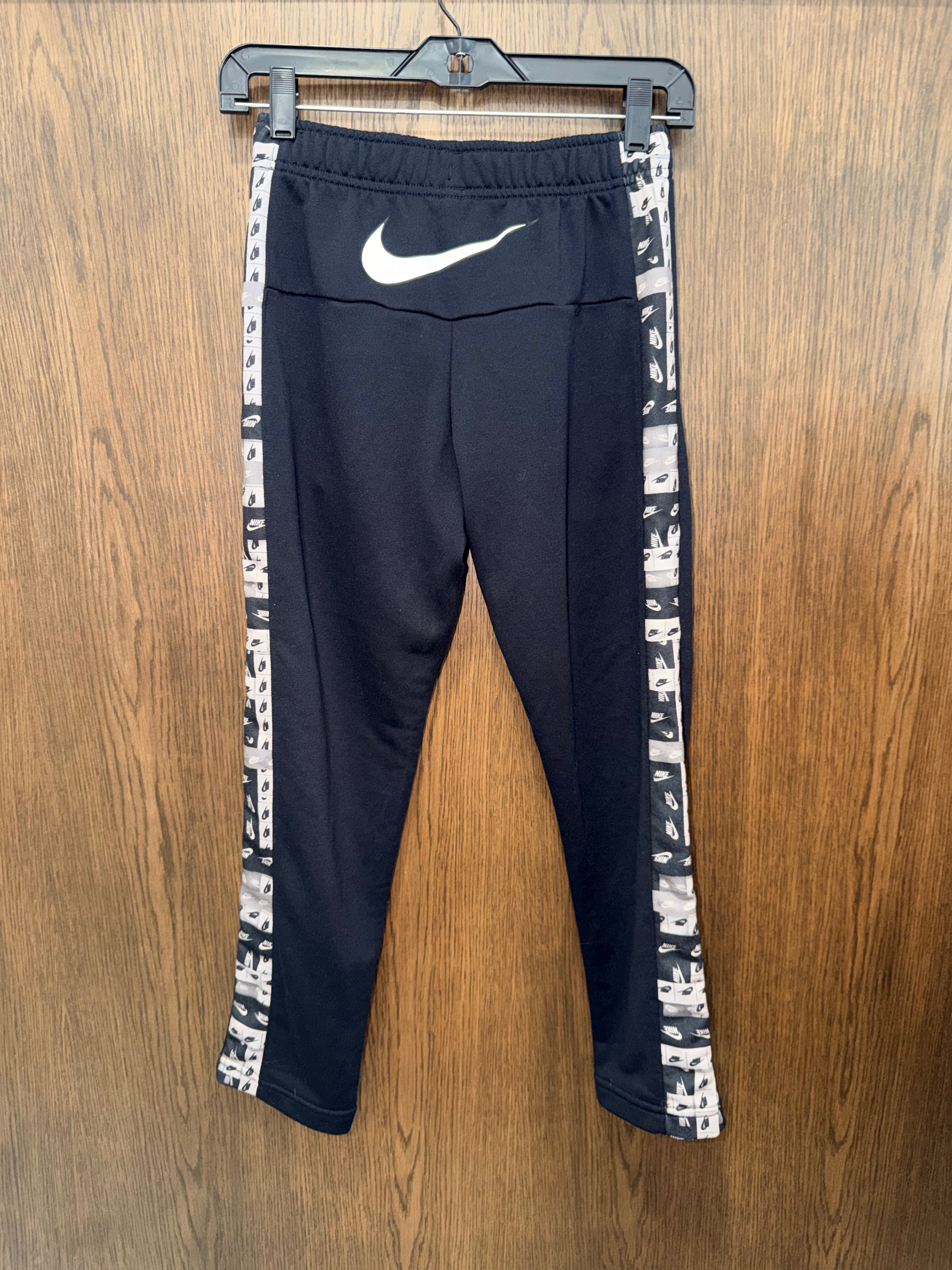 Nike Boys Joggers YM 10/12 New Condition