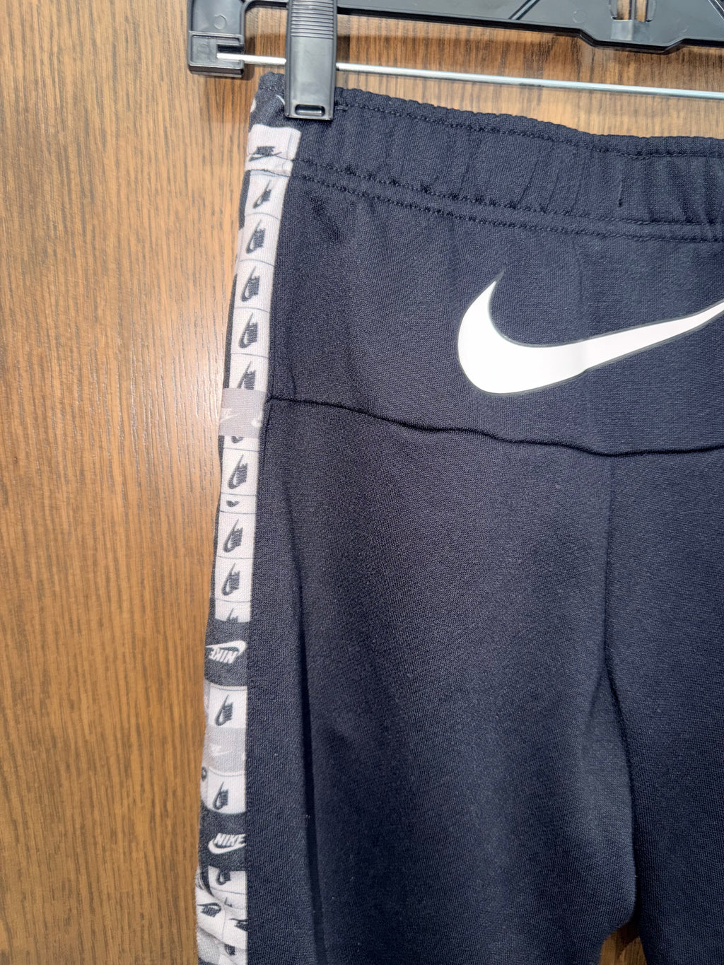 Nike Boys Joggers YM 10/12 New Condition