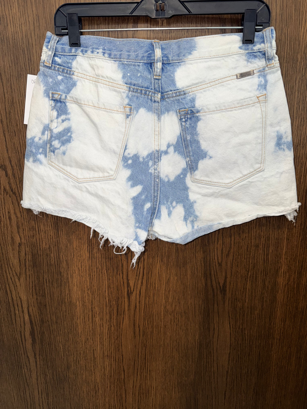 Women’s KanCan Mom Shorts Size Medium 9/28