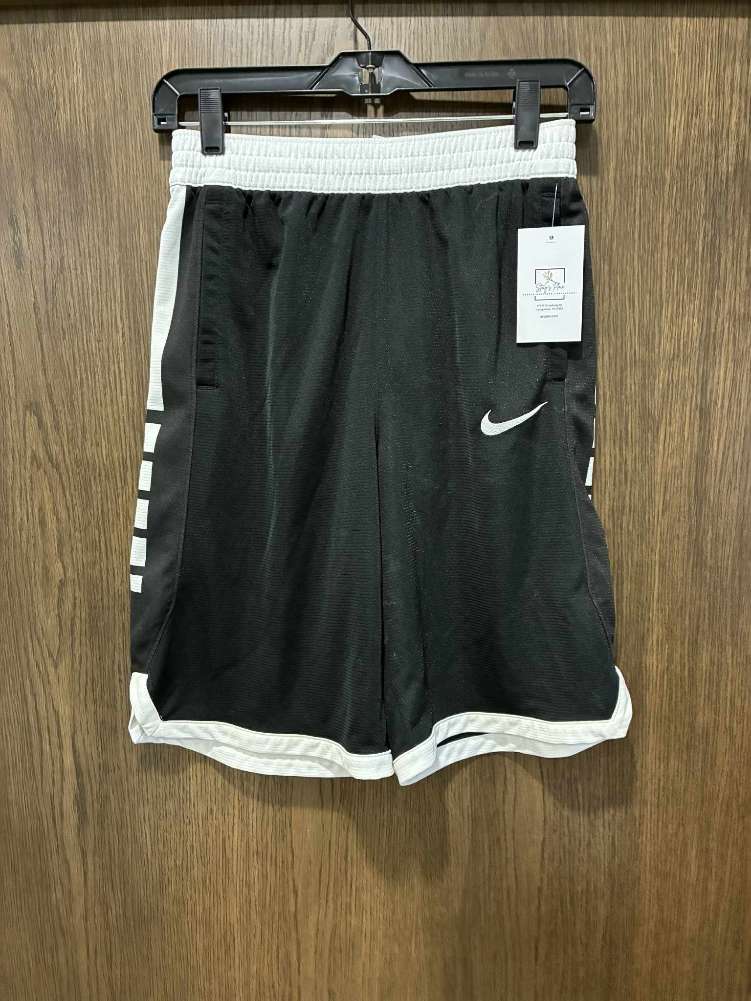 Boys Nike Shorts ~ Size Youth Extra Large