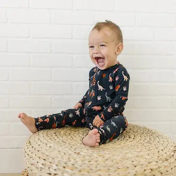 Ava+Oliver Bamboo Dinosaurs Ribbed Convertible Zippy Romper 6-12mos