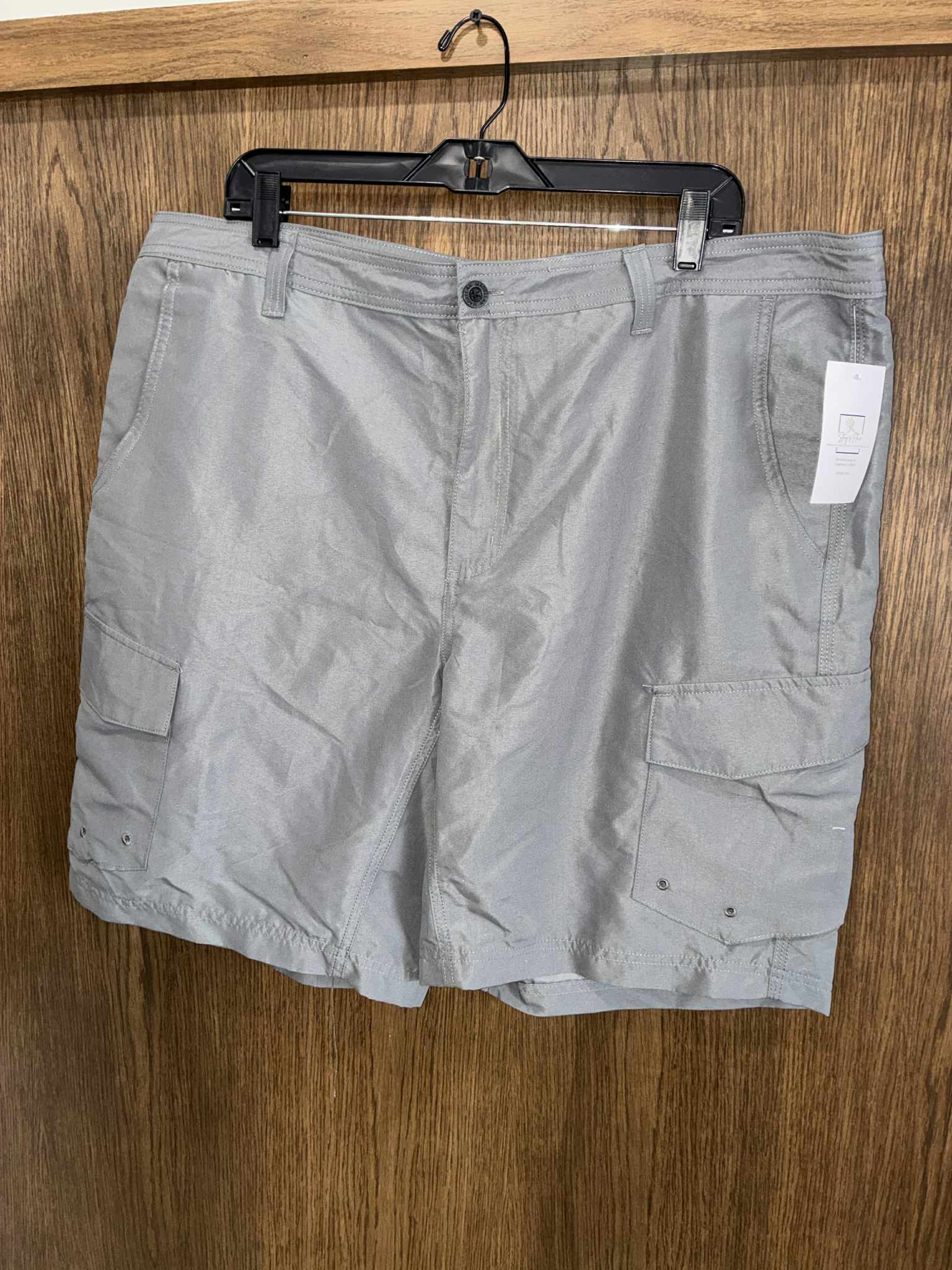 Magellan Cargo Shorts ~ Size 40