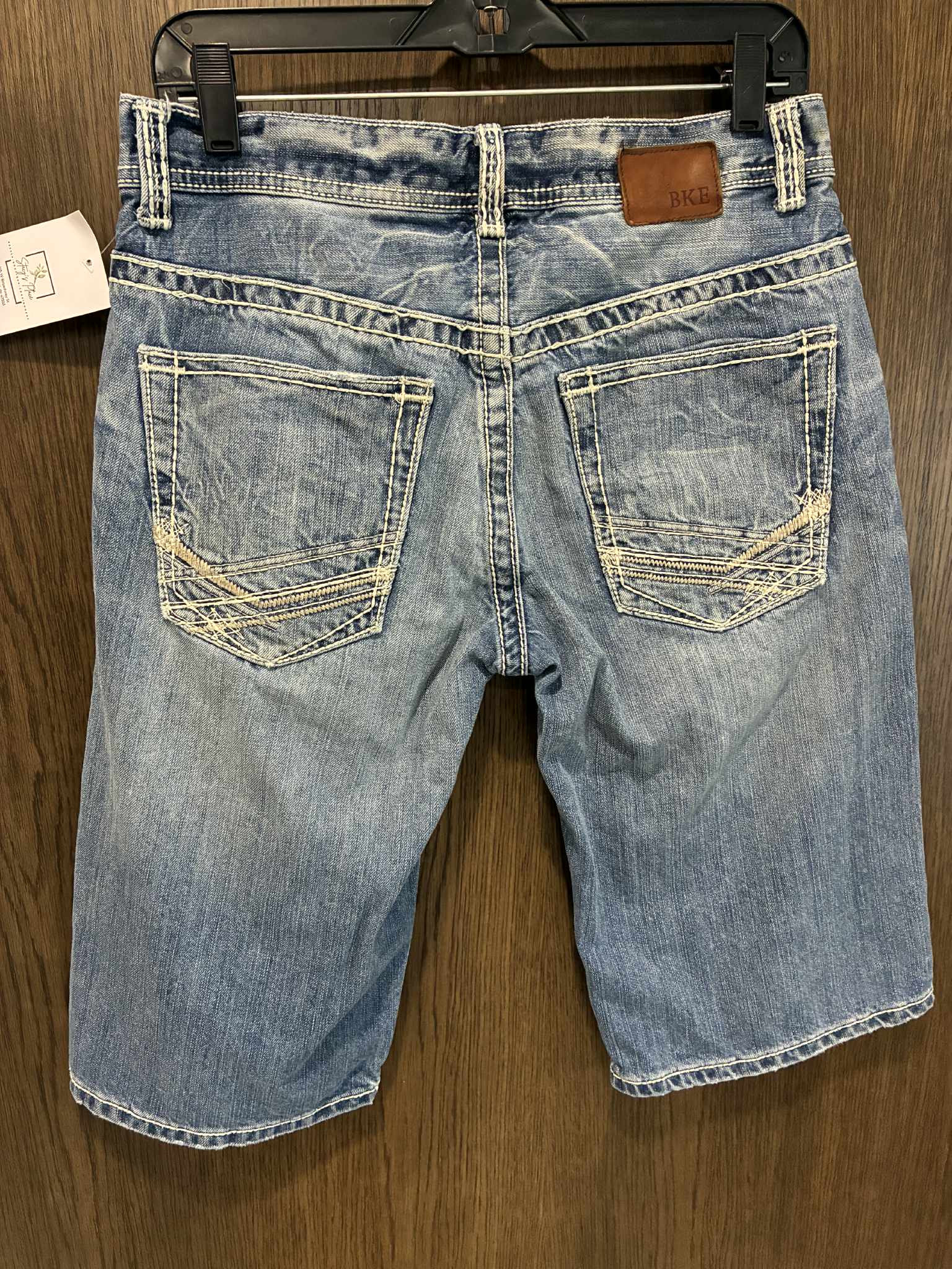 Buckle Carter Denim Shorts ~ Size 31
