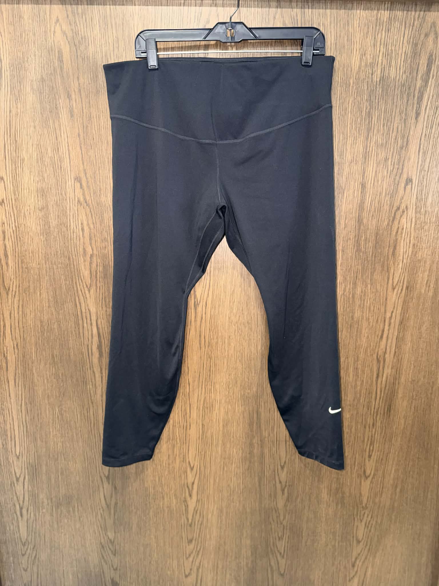 Nike Yoga Leggings Plus 1X